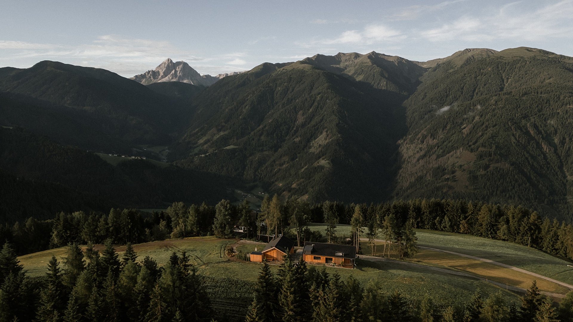 Wedding location in South Tyrol: Hire Herol. Wedding location in South Tyrol: Hire Herol.