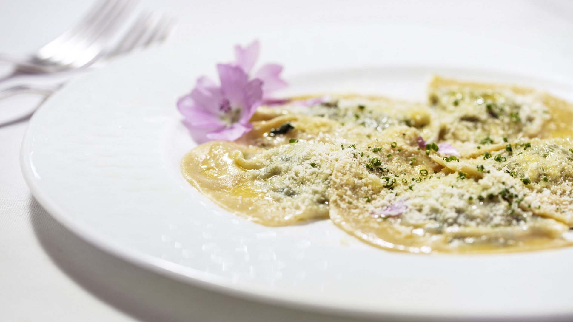 Un gourmet hotel in Alto Adige: piatti fatti a mano e con passione Un gourmet hotel in Alto Adige: piatti fatti a mano e con passione