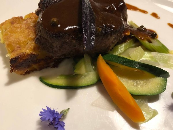 Un gourmet hotel in Alto Adige: piatti fatti a mano e con passione Un gourmet hotel in Alto Adige: piatti fatti a mano e con passione